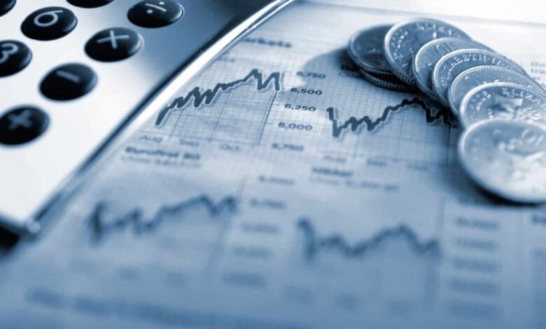 كيف تدير الأزمات المالية بذكاء؟ دليل الشركات الصغيرة والمتوسطة للنجاة والنمو