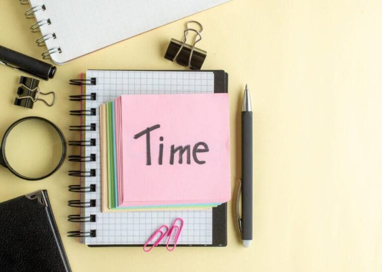 إدارة الوقت في بيئة العمل: تقنيات فعالة لزيادة الإنتاجية وتقليل التوتر