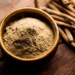 وداعًا للأرق والقلق: كيف تساعدك الأشواغاندا على النوم بعمق والاسترخاء، تُعتبر عشبة الأشواغاندا من أشهر الأعشاب الطبيعية التي استخدمت