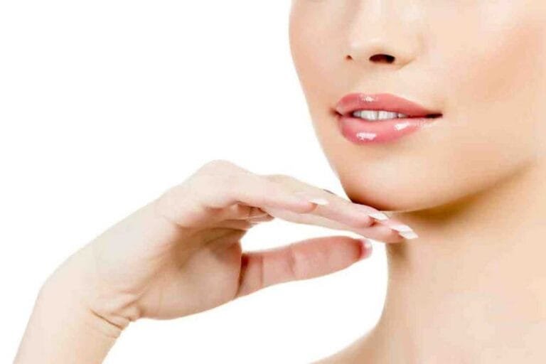 تجربتي في ازالة سواد الشفايف بطرق طبيعية