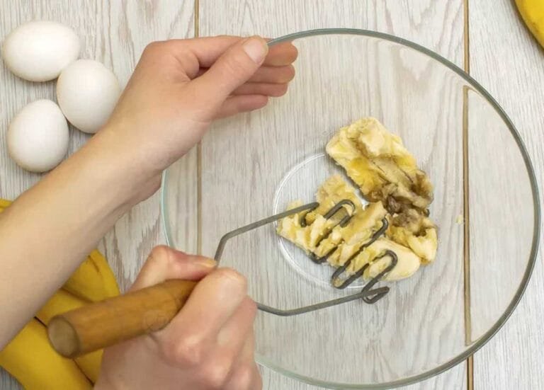 تجربتي مع ماسك الموز والبيض للشعر