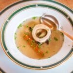 تجربتي مع مرق العظام فوائدها وأضرارها