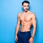 تفسير حلم رؤية الزوج عاريا في المنام